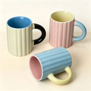 Ribbed Design Mug Cups